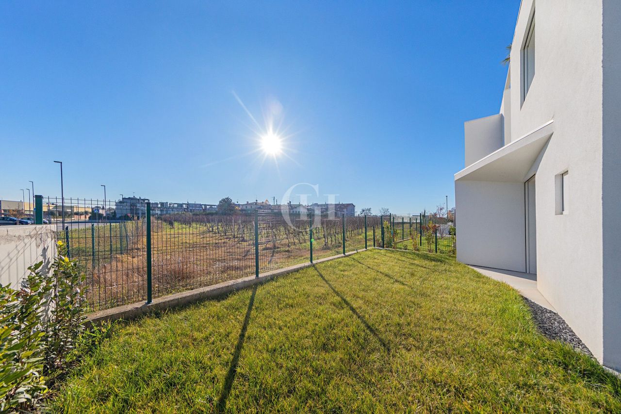 Apartamento por Lago de Garda, Italia, 90 m² - imagen 4