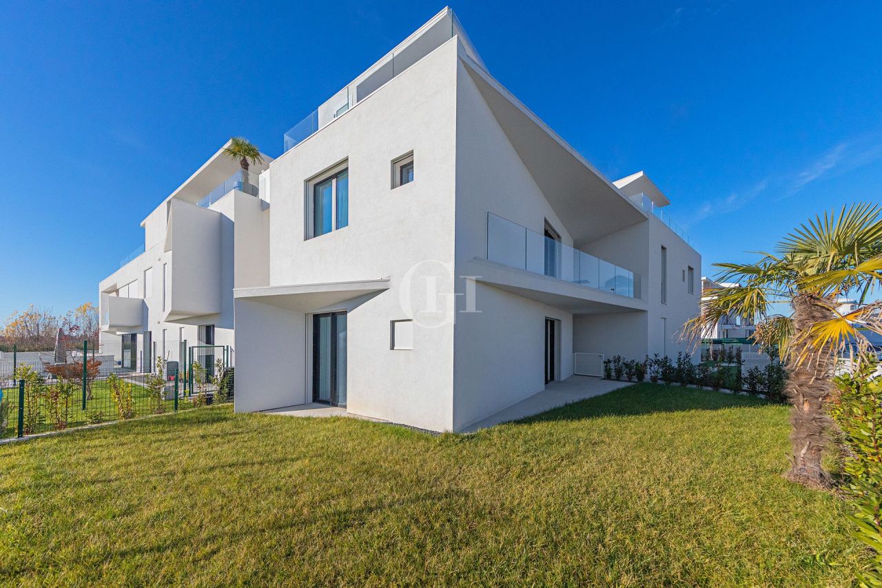 Appartement par le Lac de Garde, Italie, 90 m² - image 1