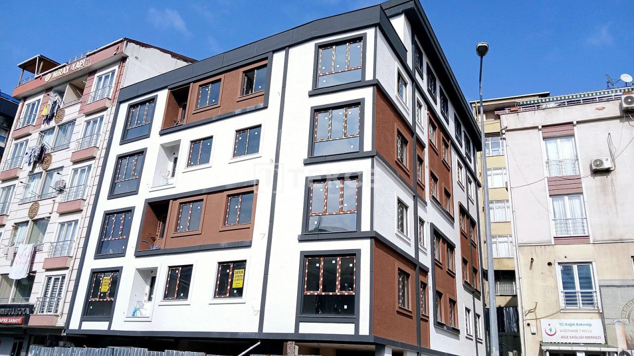 Apartment in Istanbul, Turkey, 117 m² - picture 1