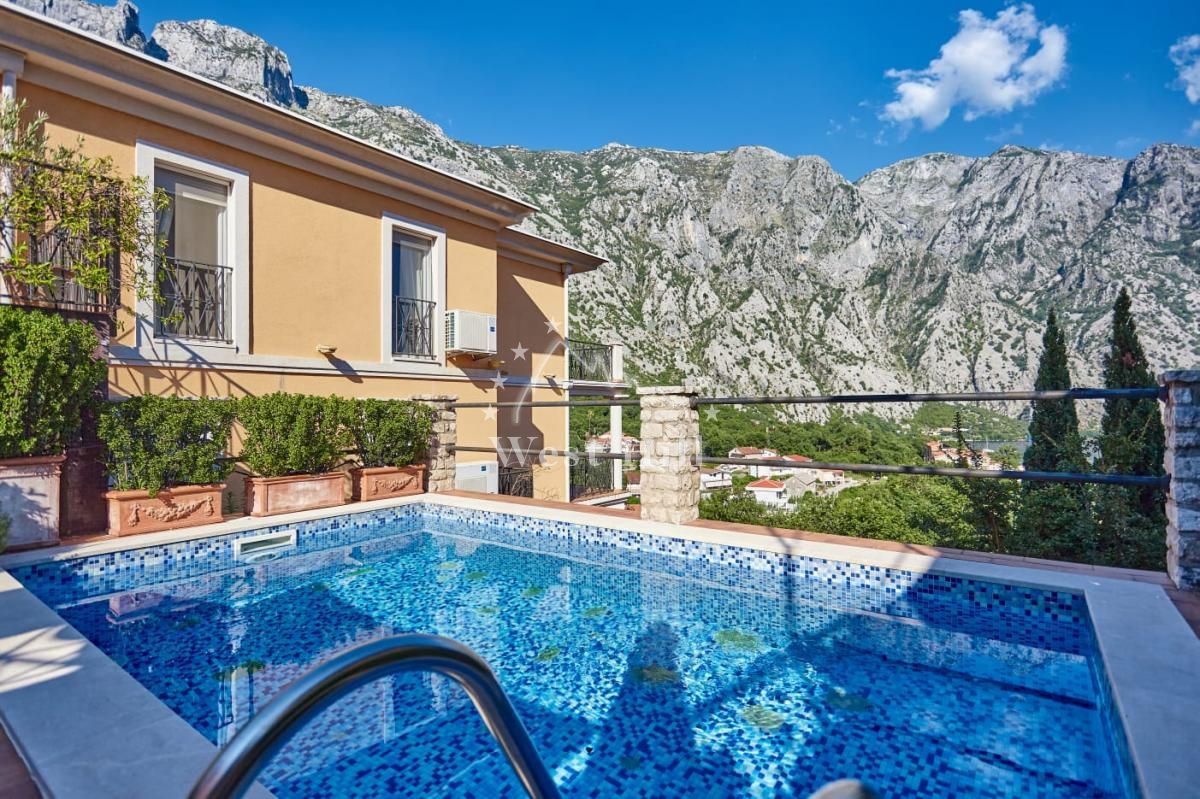 Appartement à Orahovac, Monténégro, 79 m² - image 1