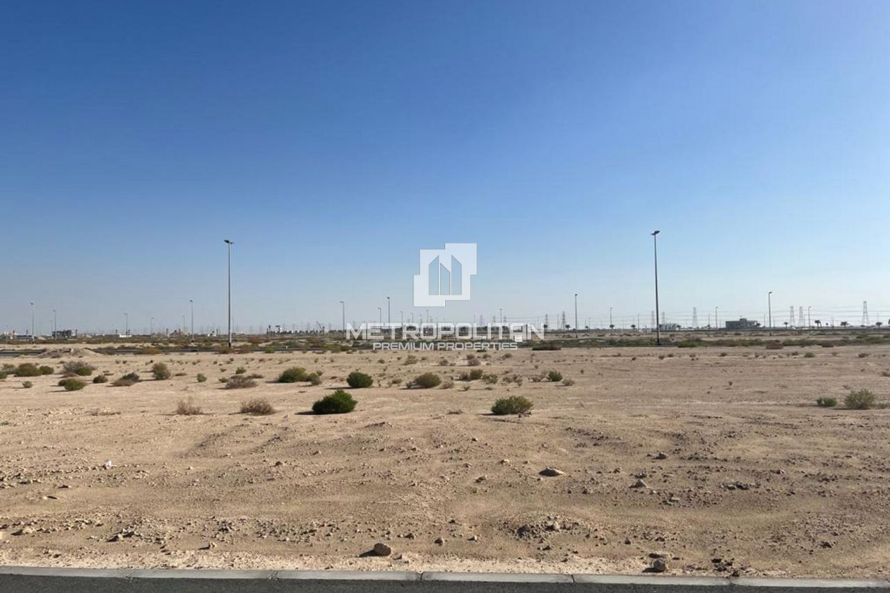 Land in Dubai, UAE, 942 m² - picture 7
