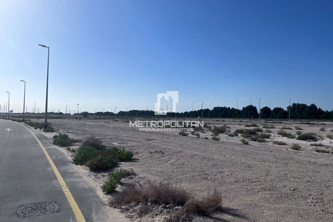 Land in Dubai, UAE, 942 m² - picture 10