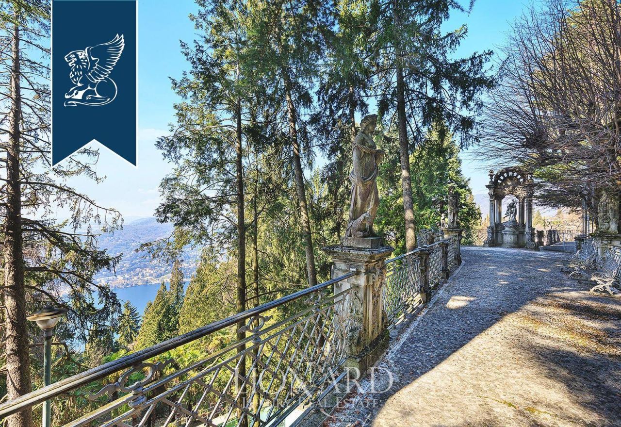 Villa à Brunate, Italie, 1 500 m² - image 6