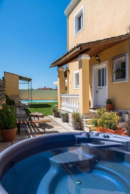 Casa en las Islas Jónicas, Grecia, 330 m² - imagen 3