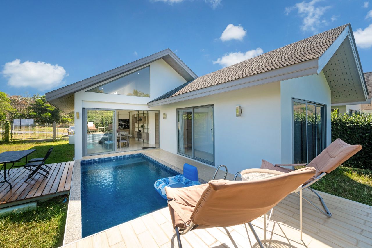 Villa in Insel Phuket, Thailand, 156 m² - Foto 1