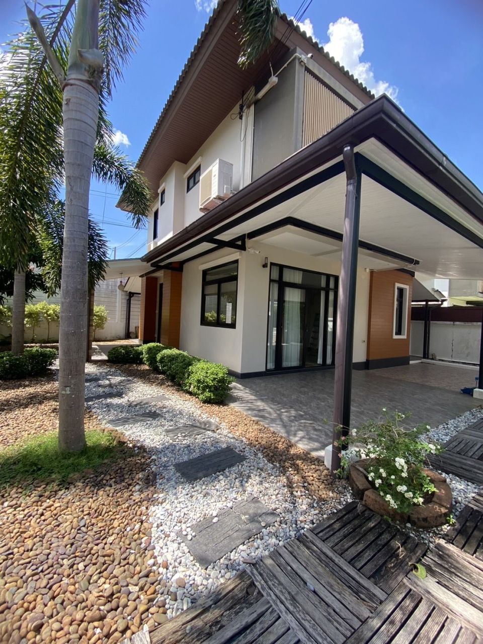 Haus in Insel Phuket, Thailand, 288 m² - Foto 1