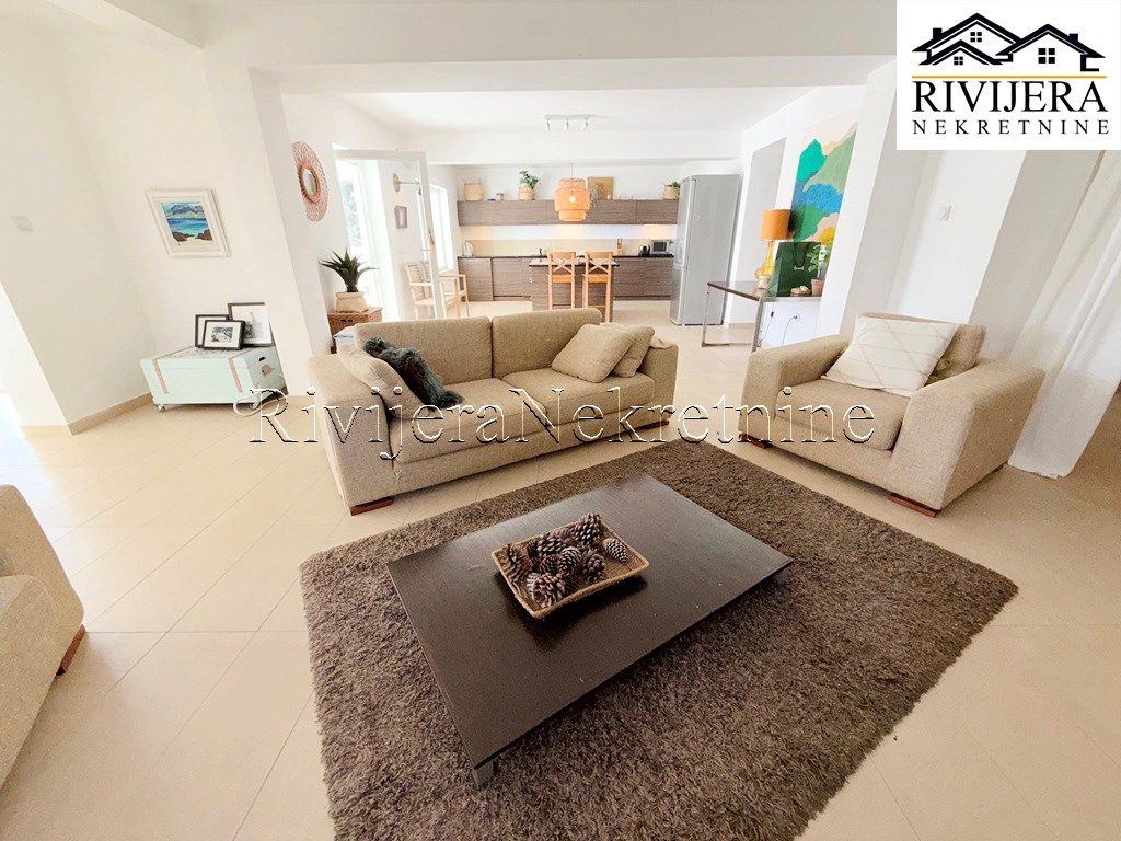 Casa a Herceg-Novi, Montenegro, 212 m² - foto 13