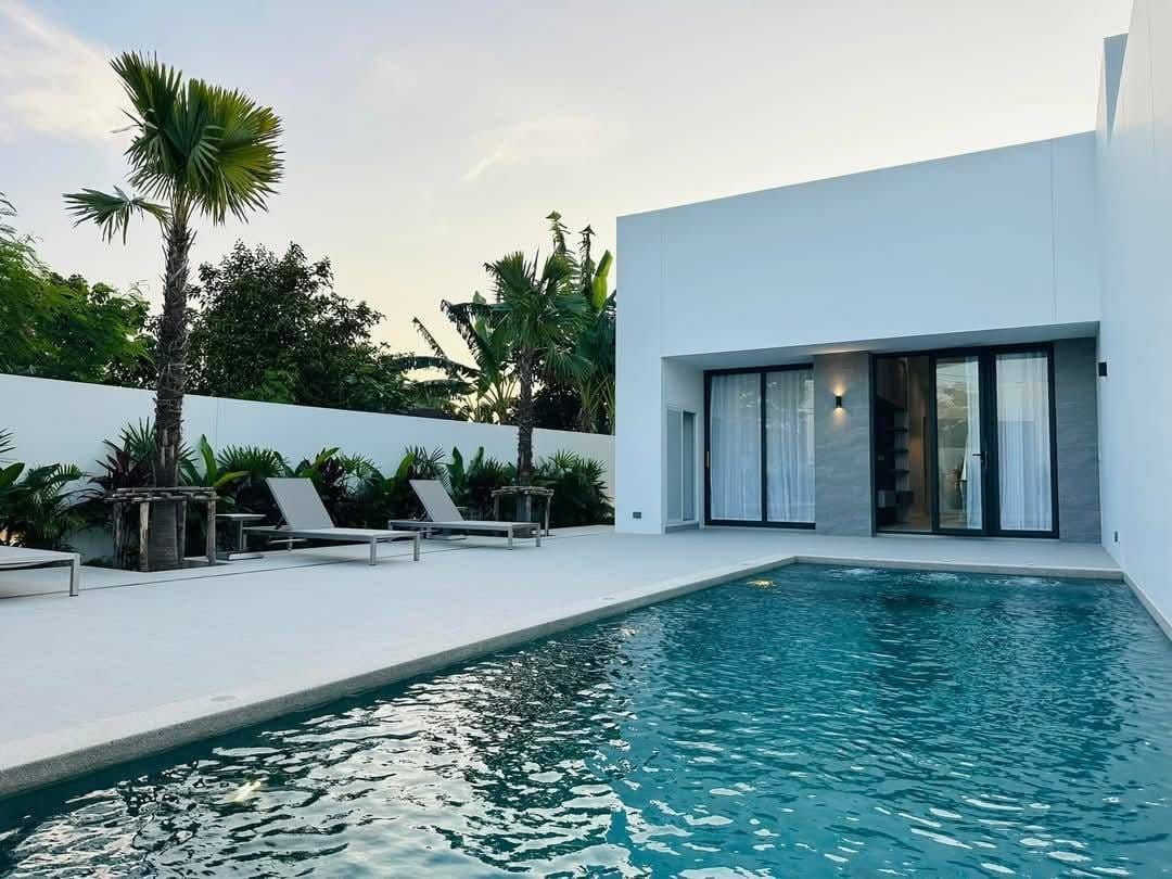 Villa in Insel Phuket, Thailand, 250 m² - Foto 1