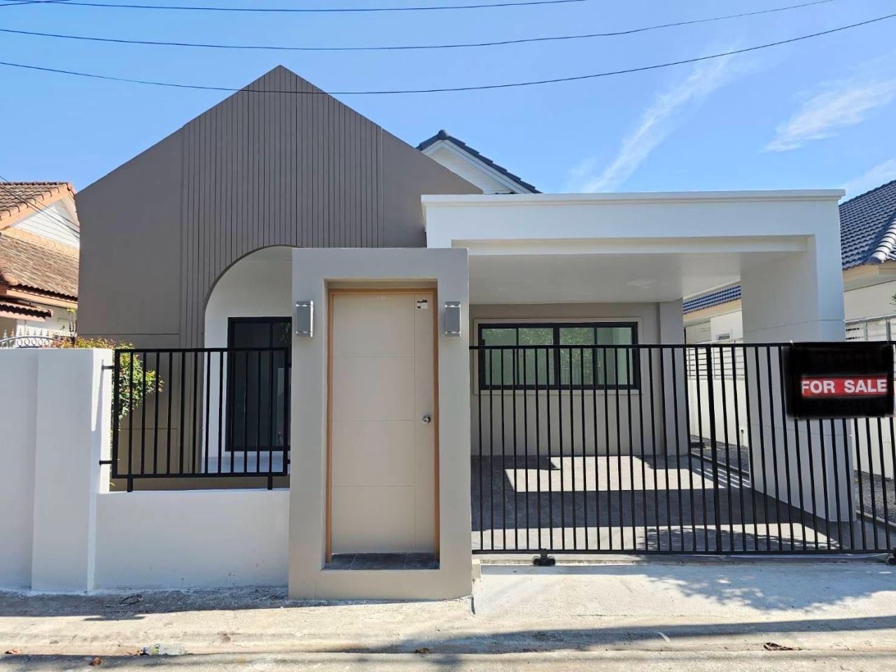 House in Phuket, Thailand, 213.6 m² - picture 1