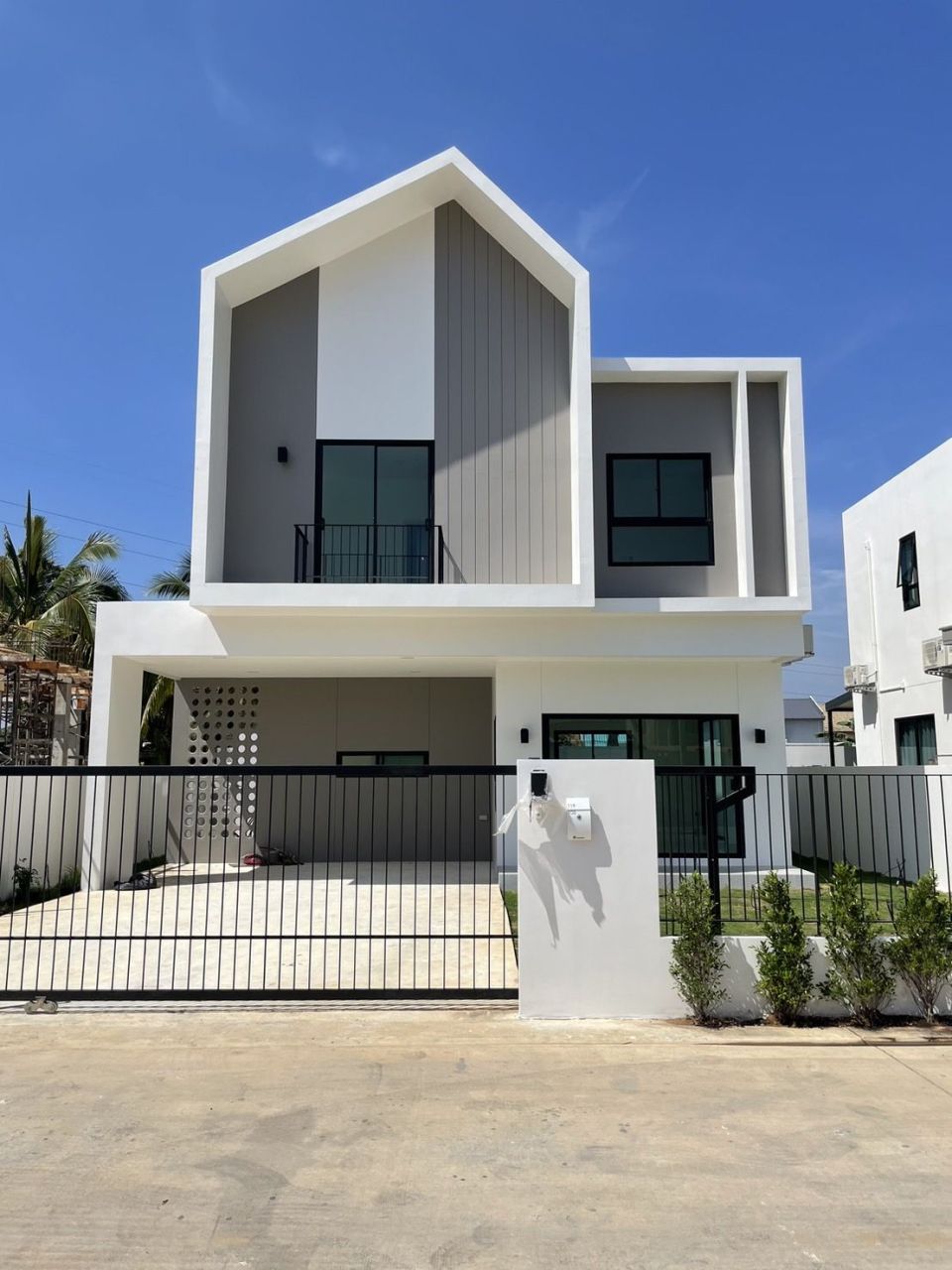 House in Phuket, Thailand, 142 m² - picture 1