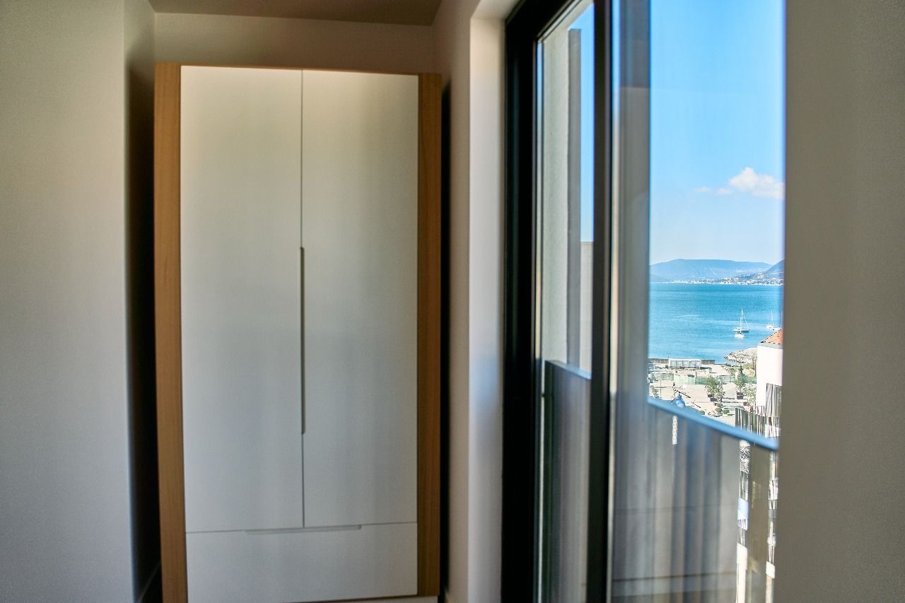 Apartment in Tivat, Montenegro, 102 m² - picture 6