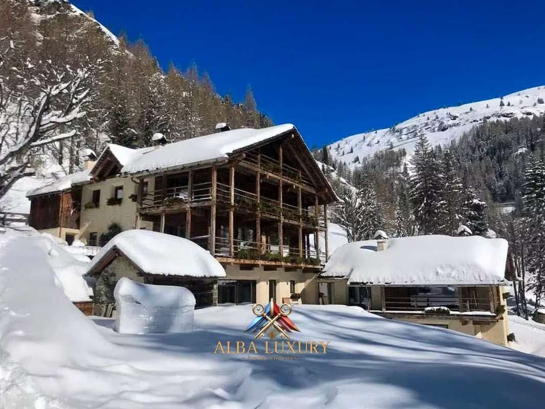 Villa Via Savinè, Italien, 830 m² - Foto 1