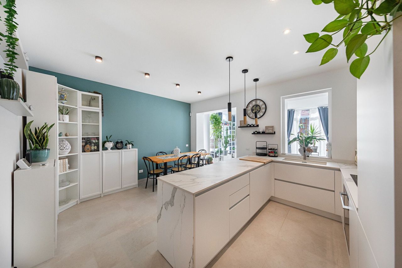 Villa por Lago de Garda, Italia, 150 m² - imagen 5