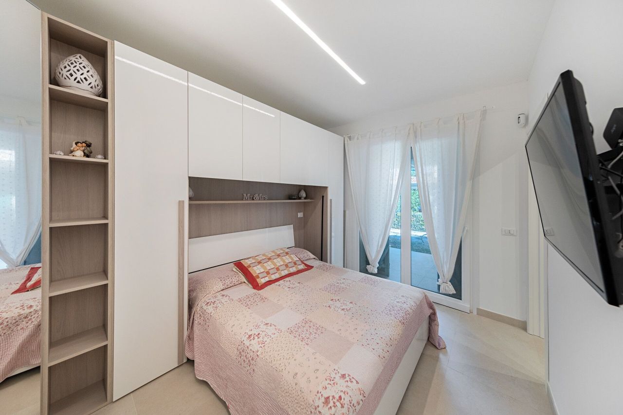 Villa por Lago de Garda, Italia, 150 m² - imagen 11