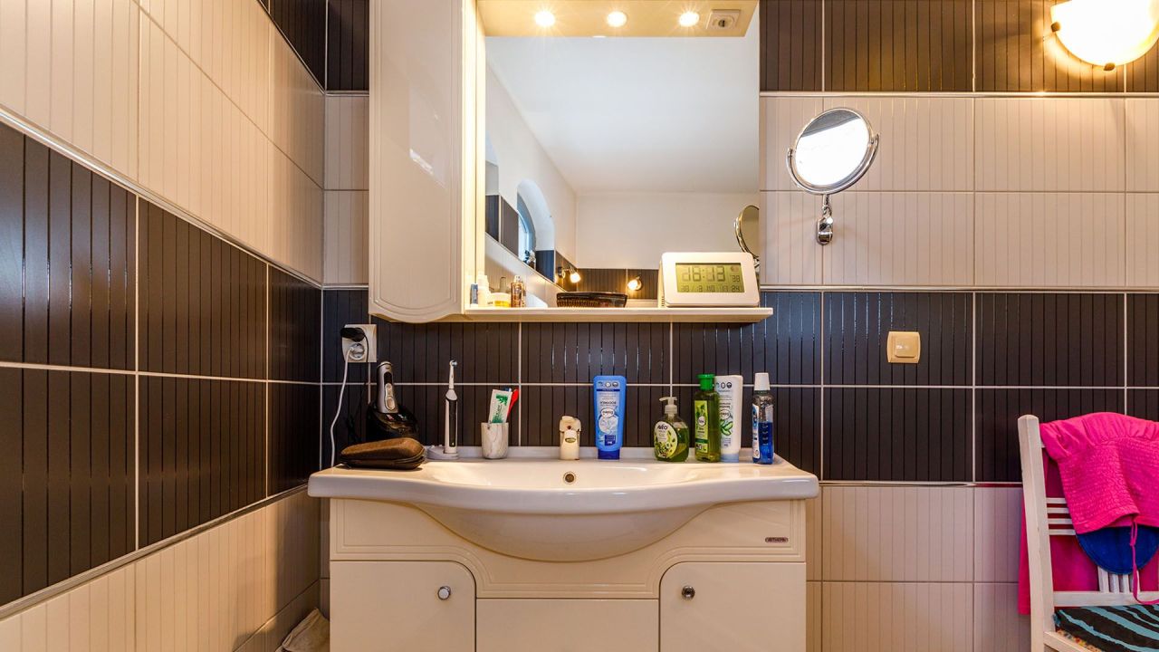 House in Keszthely, Hungary, 250 m² - picture 8