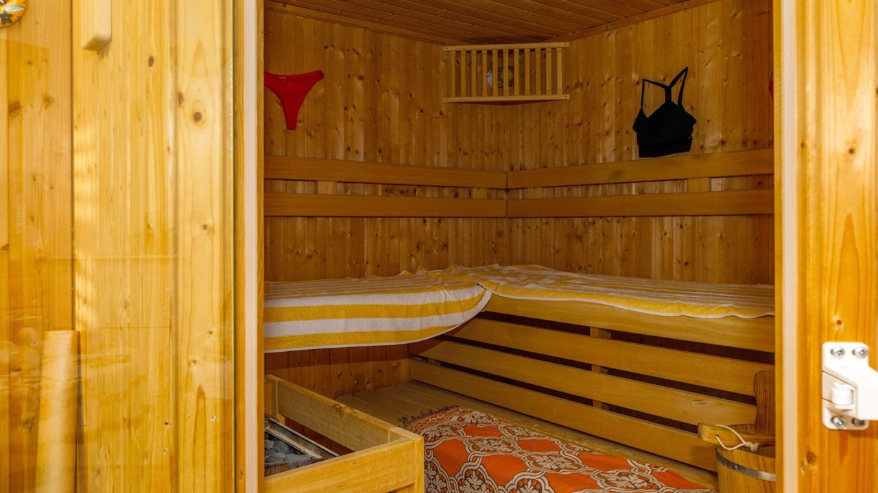 House in Keszthely, Hungary, 250 m² - picture 15