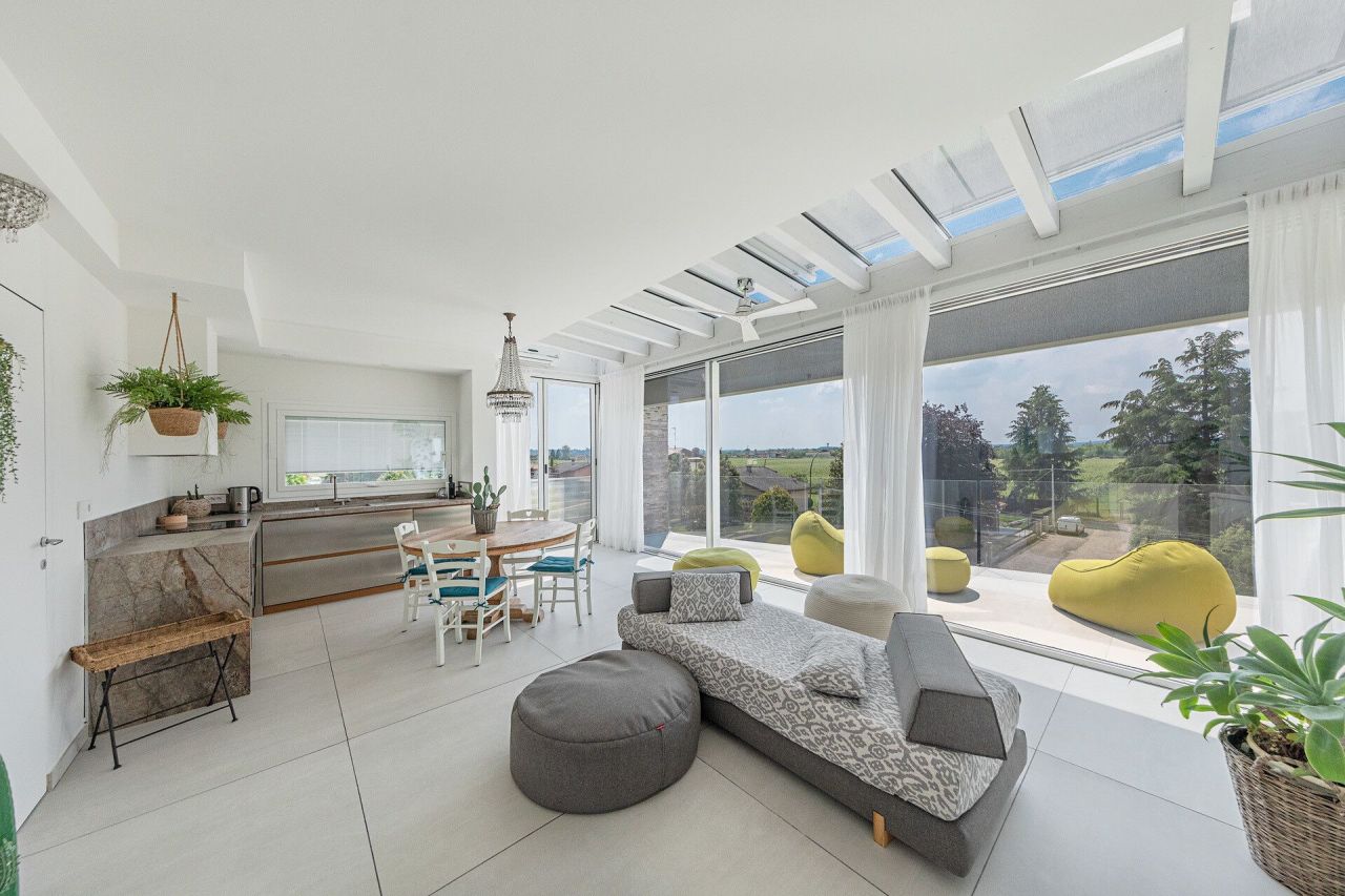 Villa par le Lac de Garde, Italie, 360 m² - image 6