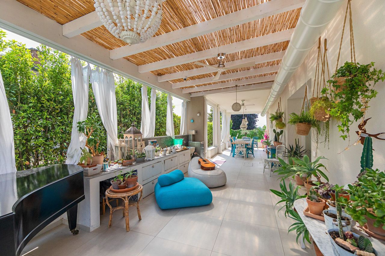 Villa par le Lac de Garde, Italie, 360 m² - image 5