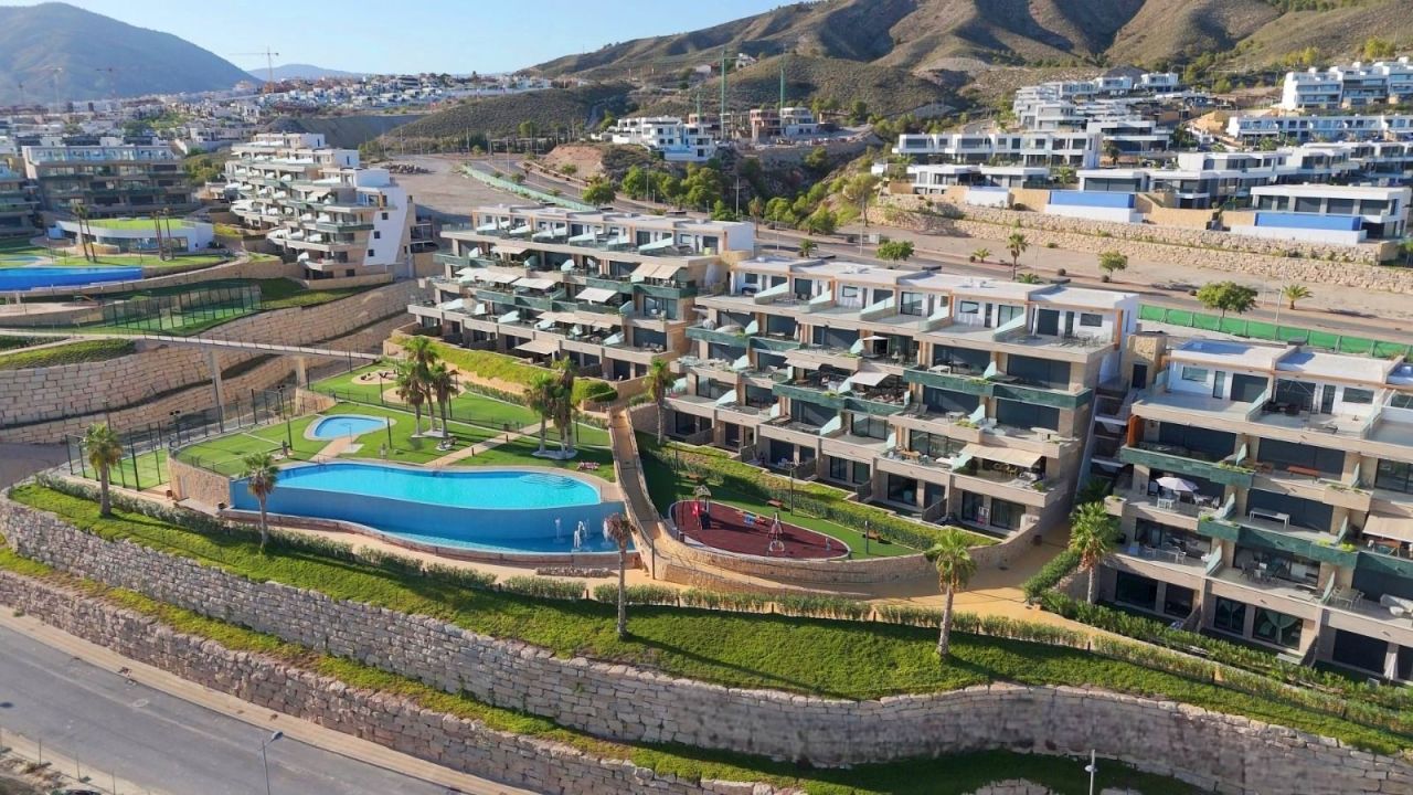 Flat in Finestrat, Spain, 273 m² - picture 1