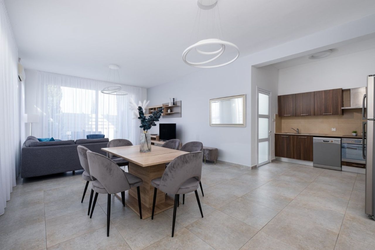 House in Larnaca, Cyprus - picture 1
