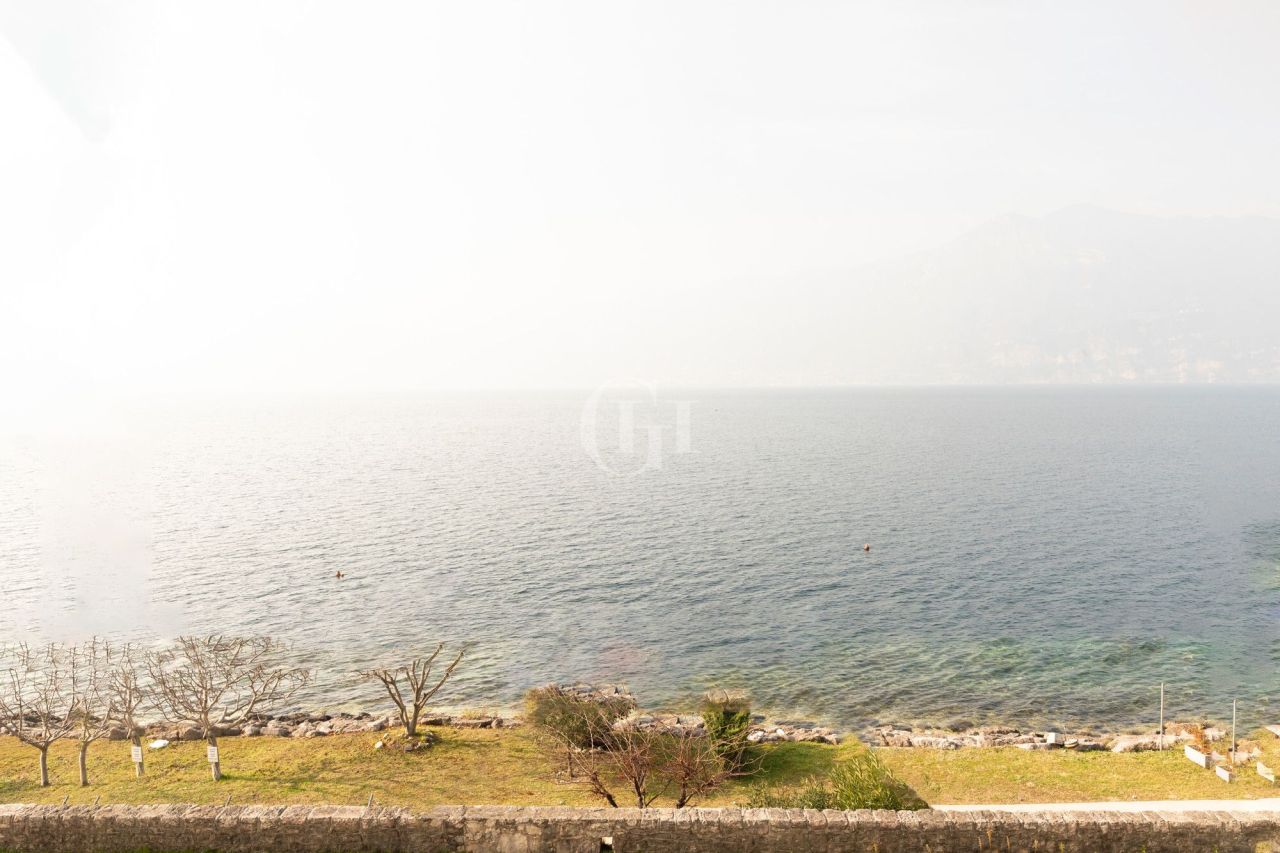 Apartment on Lake Garda, Italy, 70 m² - picture 10