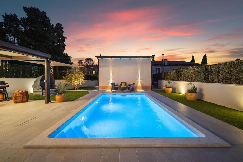 Villa à Rovinj, Croatie, 140 m² - image 8