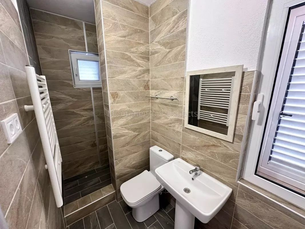 Haus in Prkanj, Montenegro, 100 m² - Foto 16