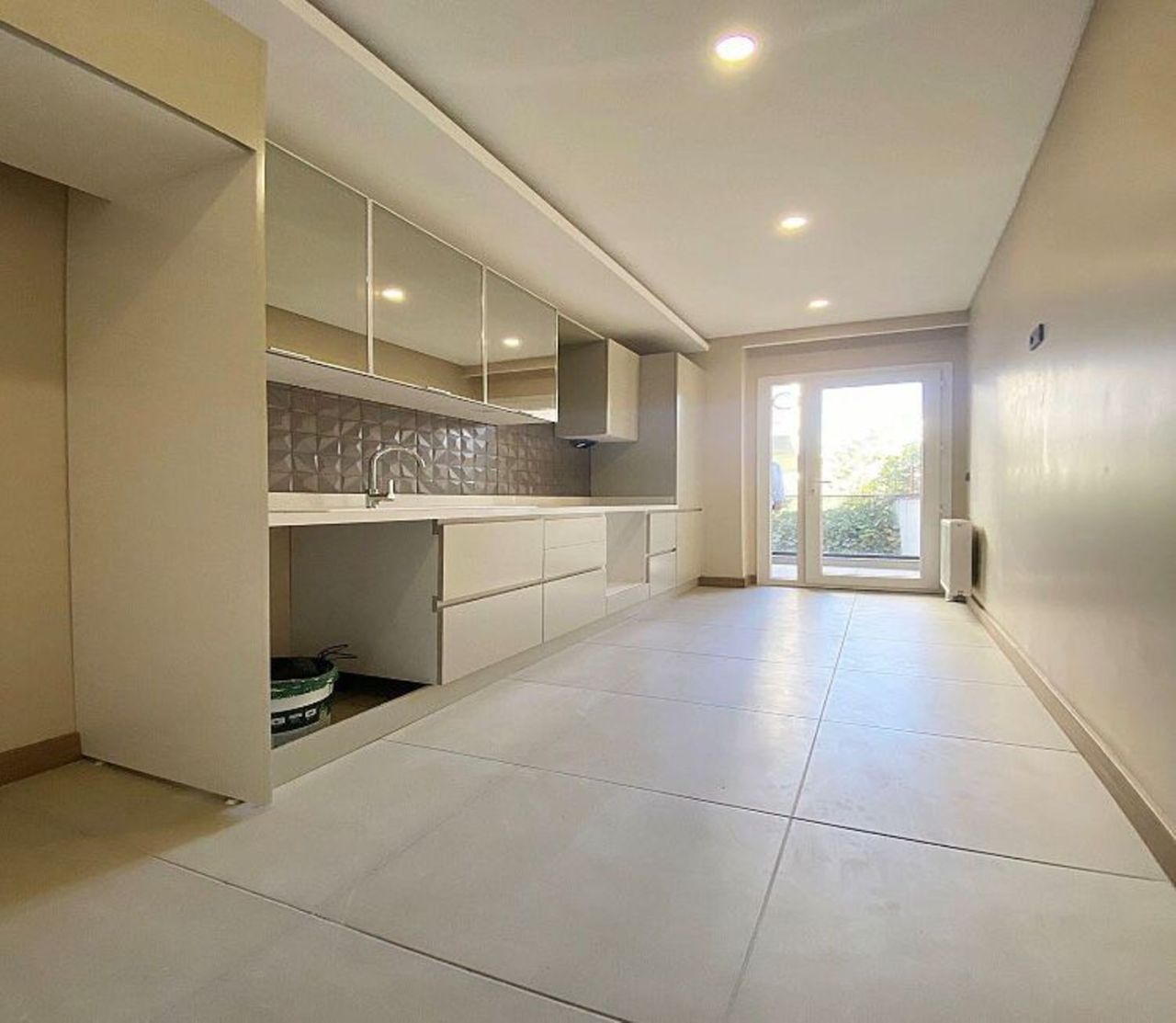 Apartment in Istanbul, Turkey, 141 m² - picture 1