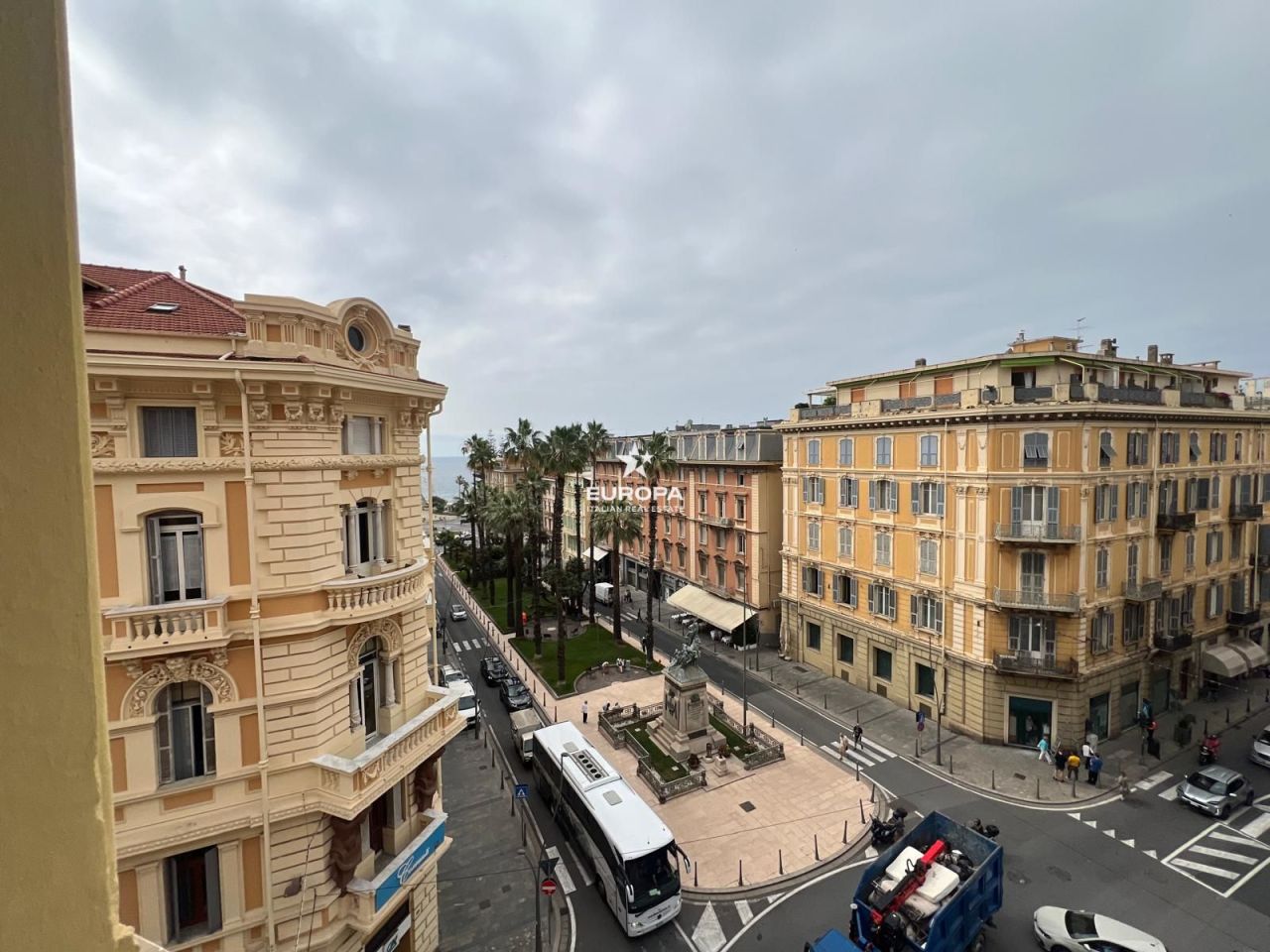 Wohnung in San Remo, Italien, 85 m² - Foto 1