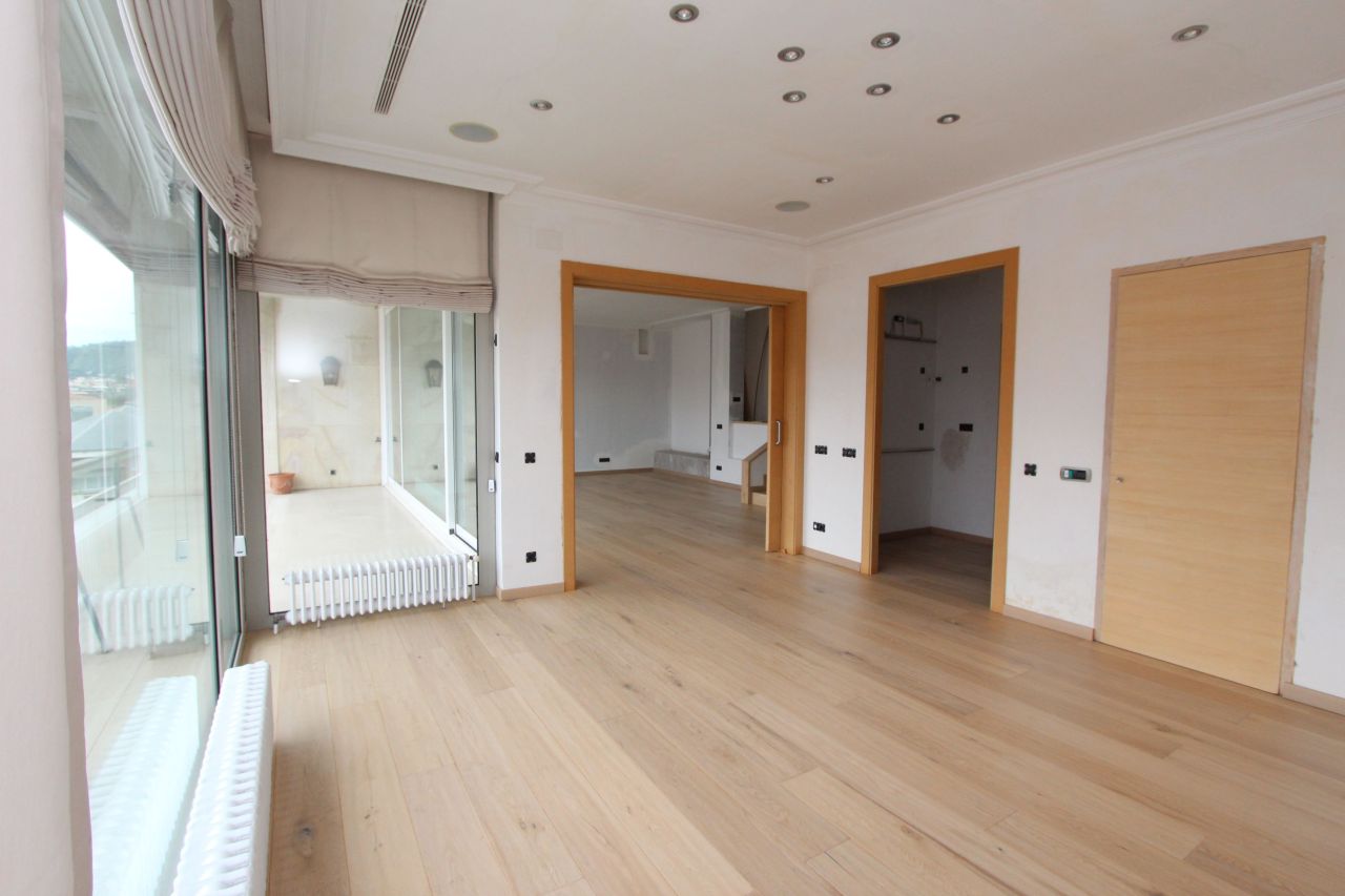 Apartment in Barcelona, Spain, 245 m² - picture 6