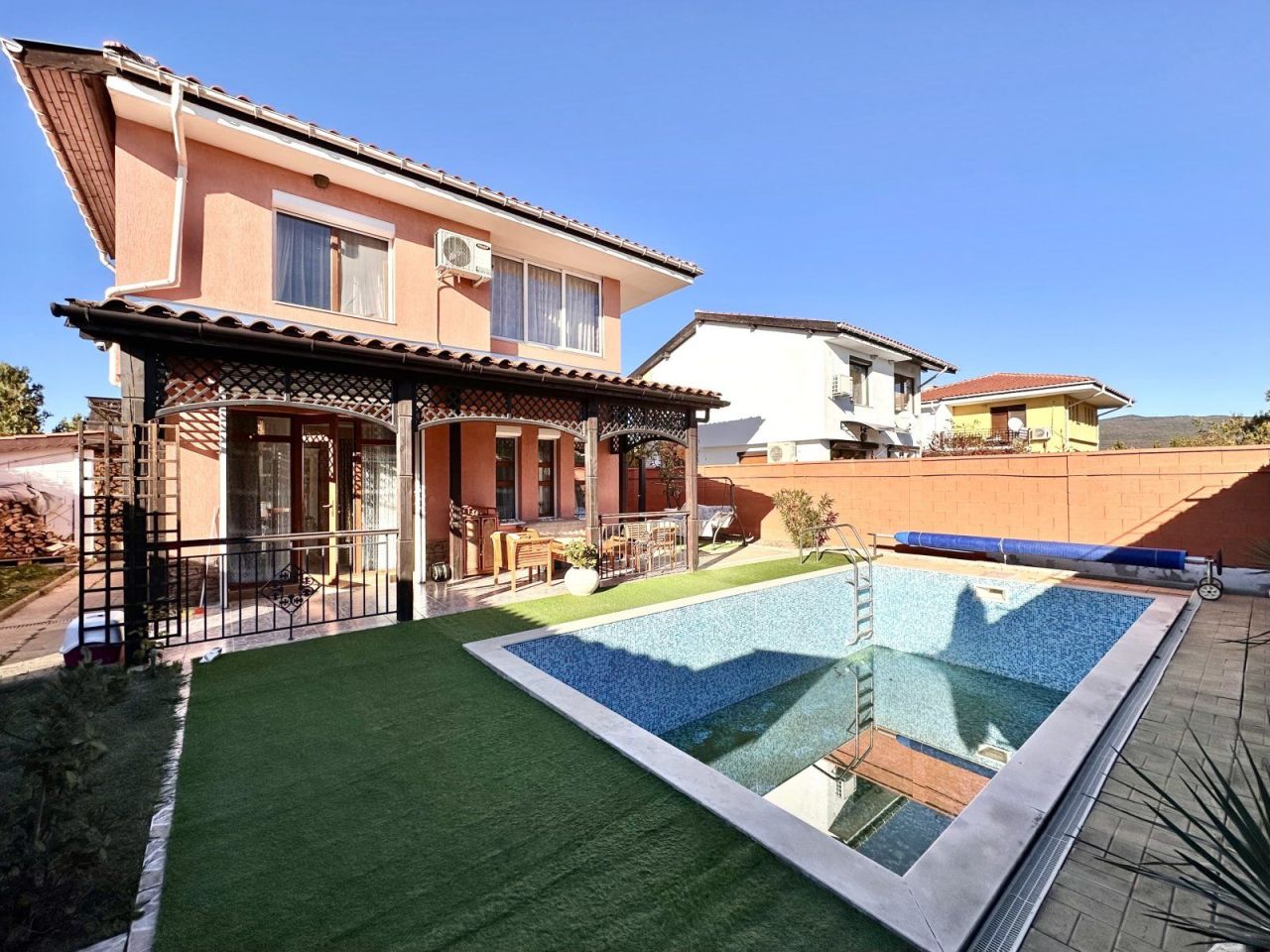 Casa en Gyulyovtsa, Bulgaria, 120 m² - imagen 1