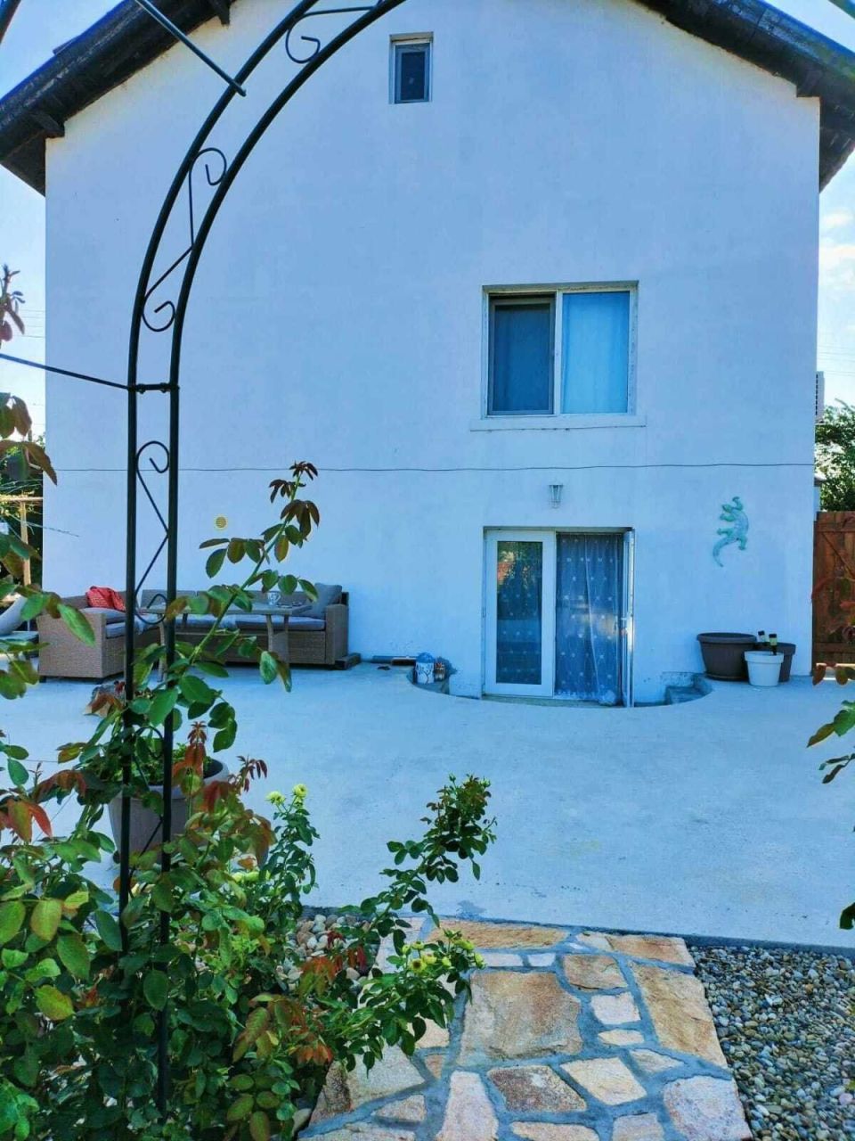 House Tenevo, Bulgaria, 168 m² - picture 1