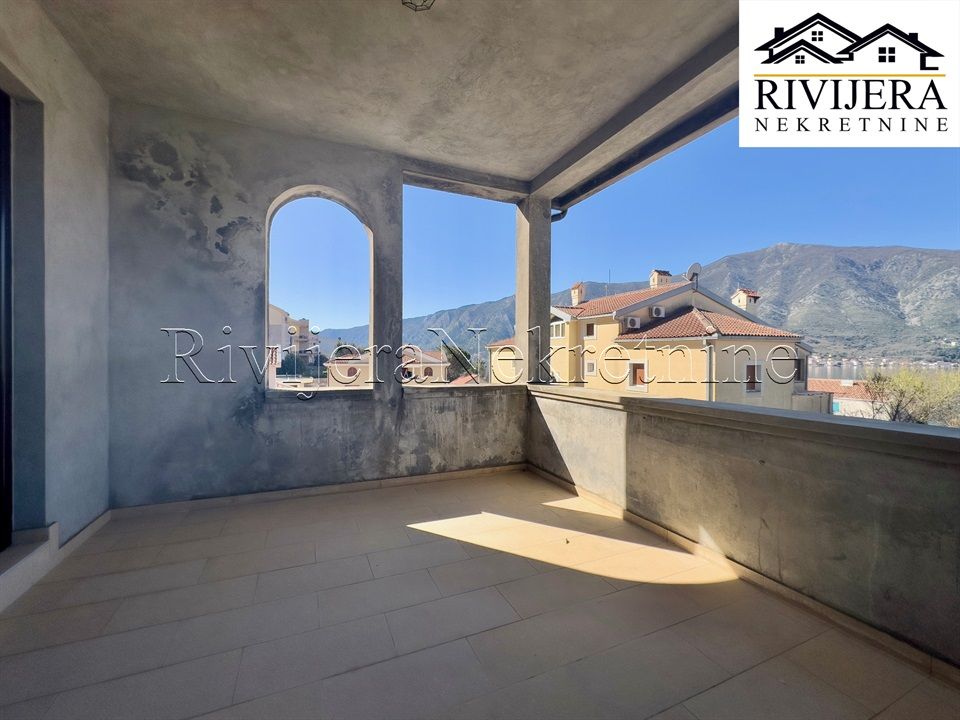 Maison à Dobrota, Monténégro, 289 m² - image 11