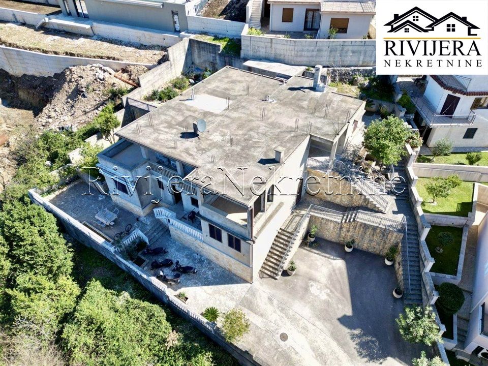 Maison à Dobrota, Monténégro, 289 m² - image 4