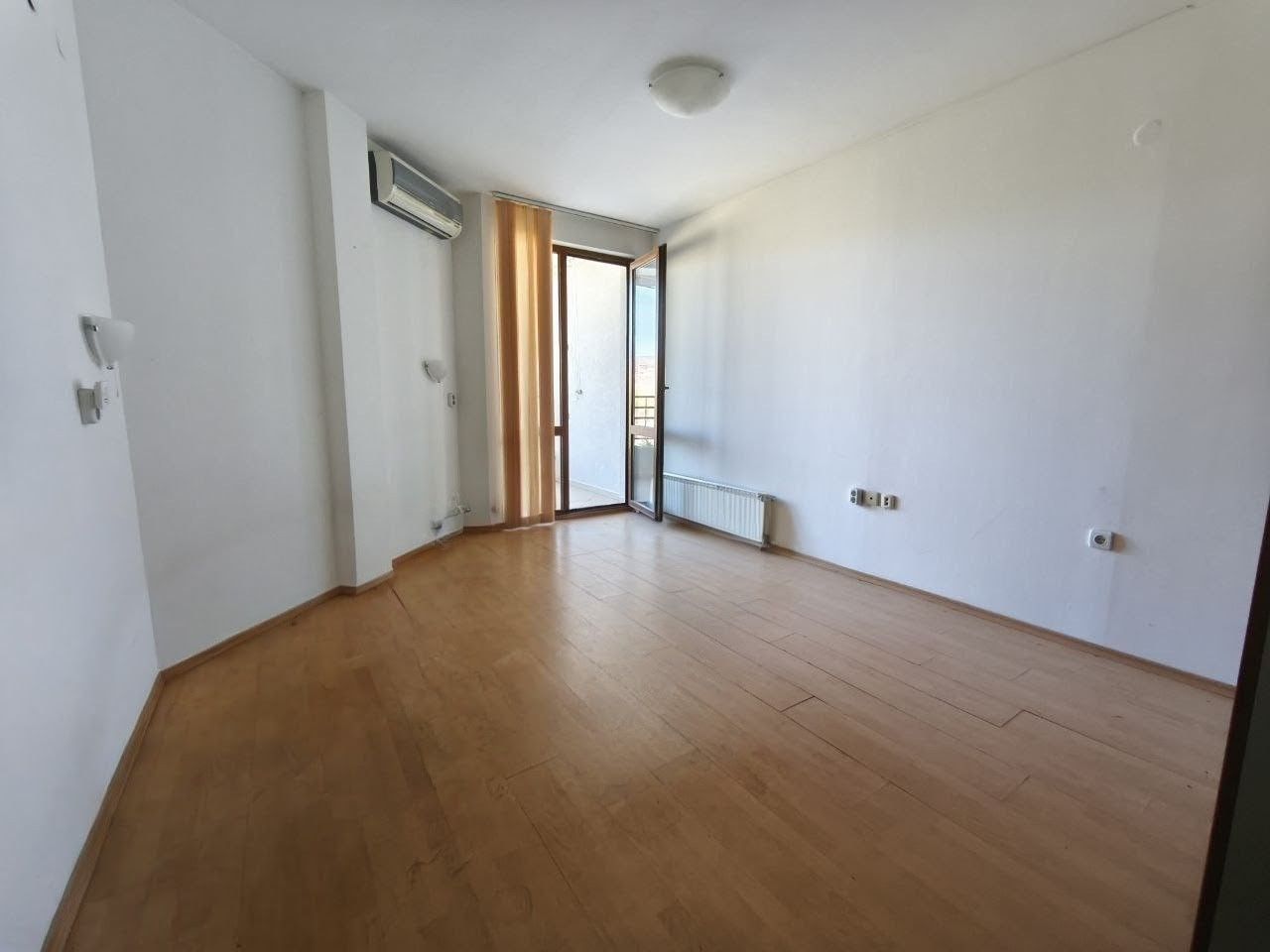 Maison urbaine à Slantchev Briag, Bulgarie, 152 m² - image 9