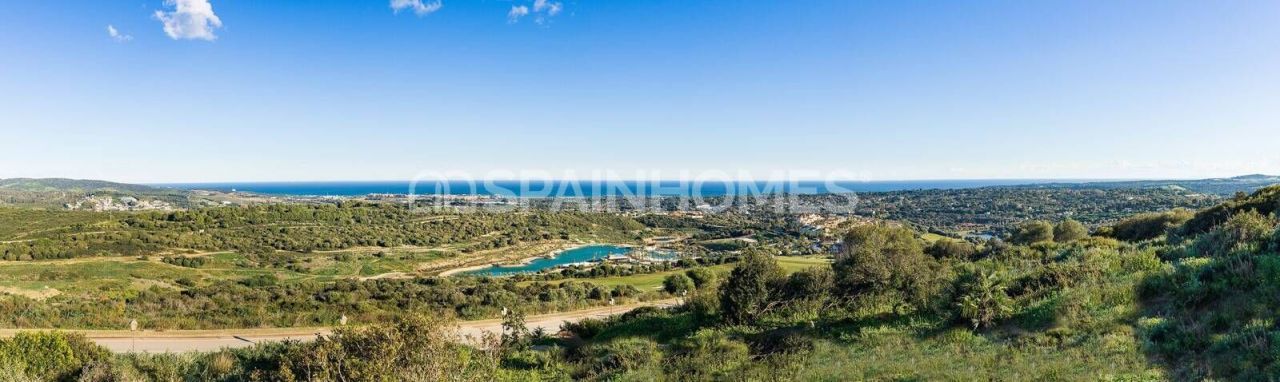 Grundstück in San Roque, Spanien, 4 448 m² - Foto 1