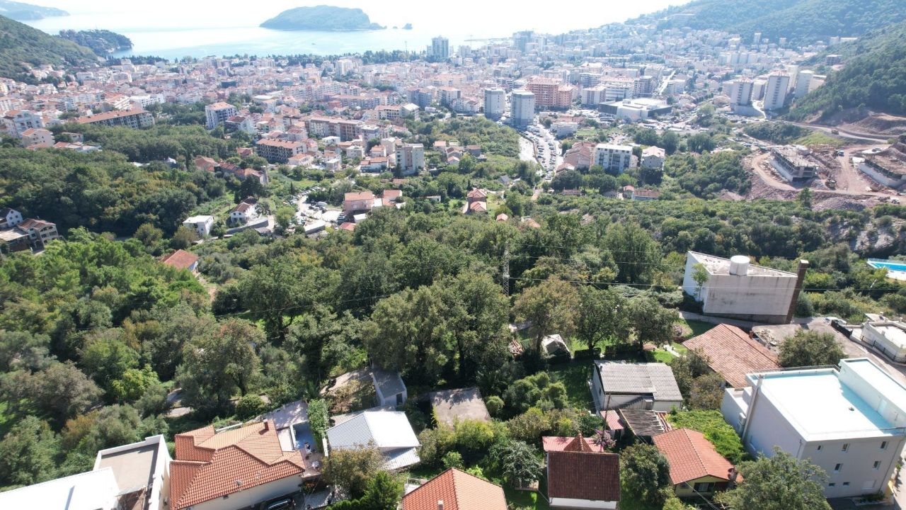 Terrain à Budva, Monténégro, 750 m² - image 12