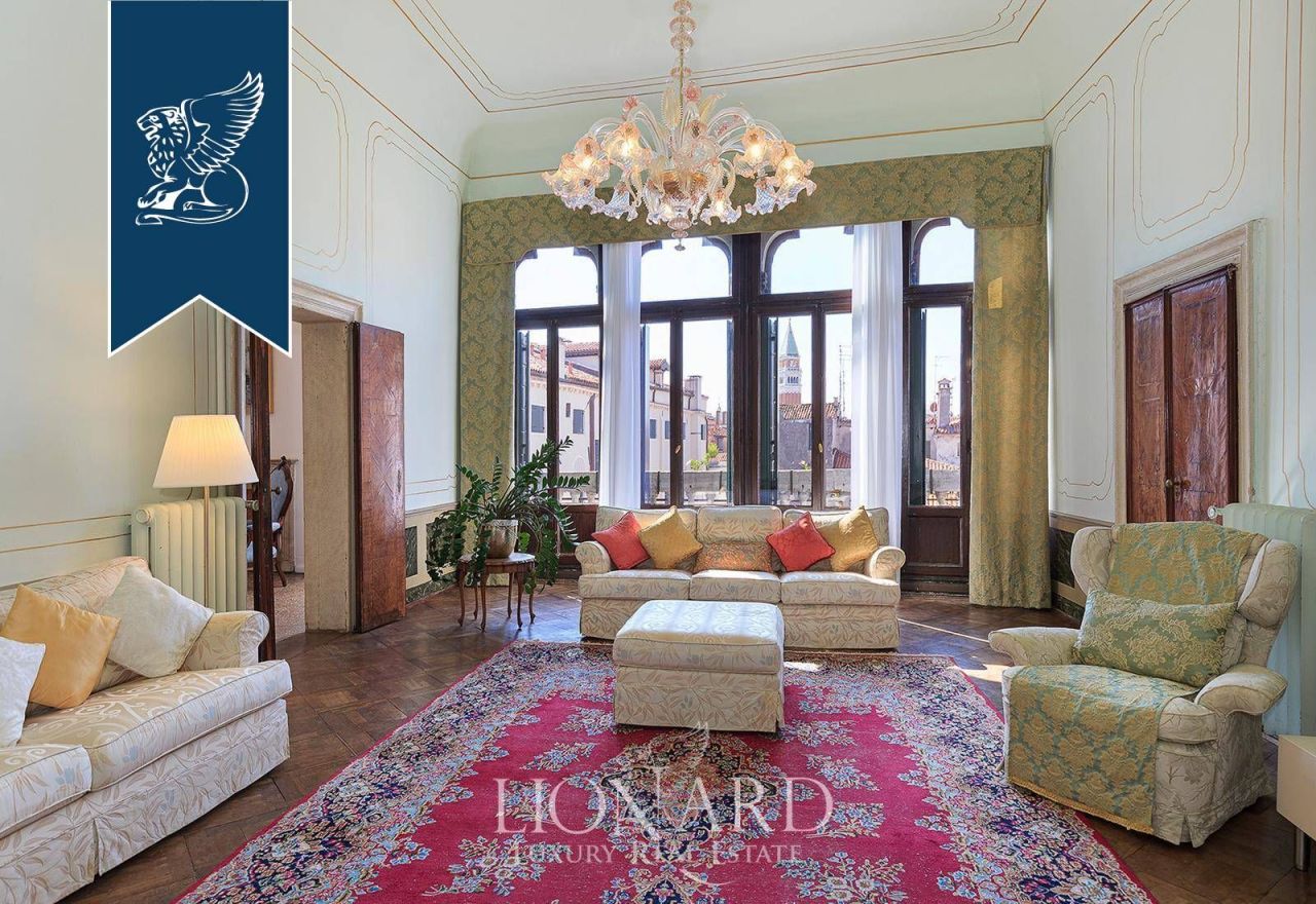 Appartement à Venise, Italie, 980 m² - image 1