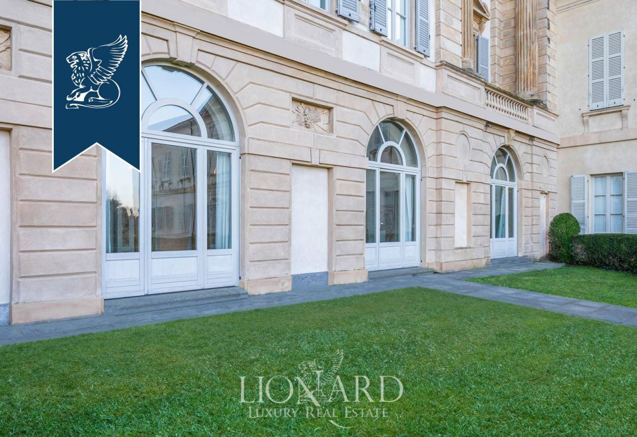 Appartamenti a Lecco, Italia, 1 200 m² - foto 3