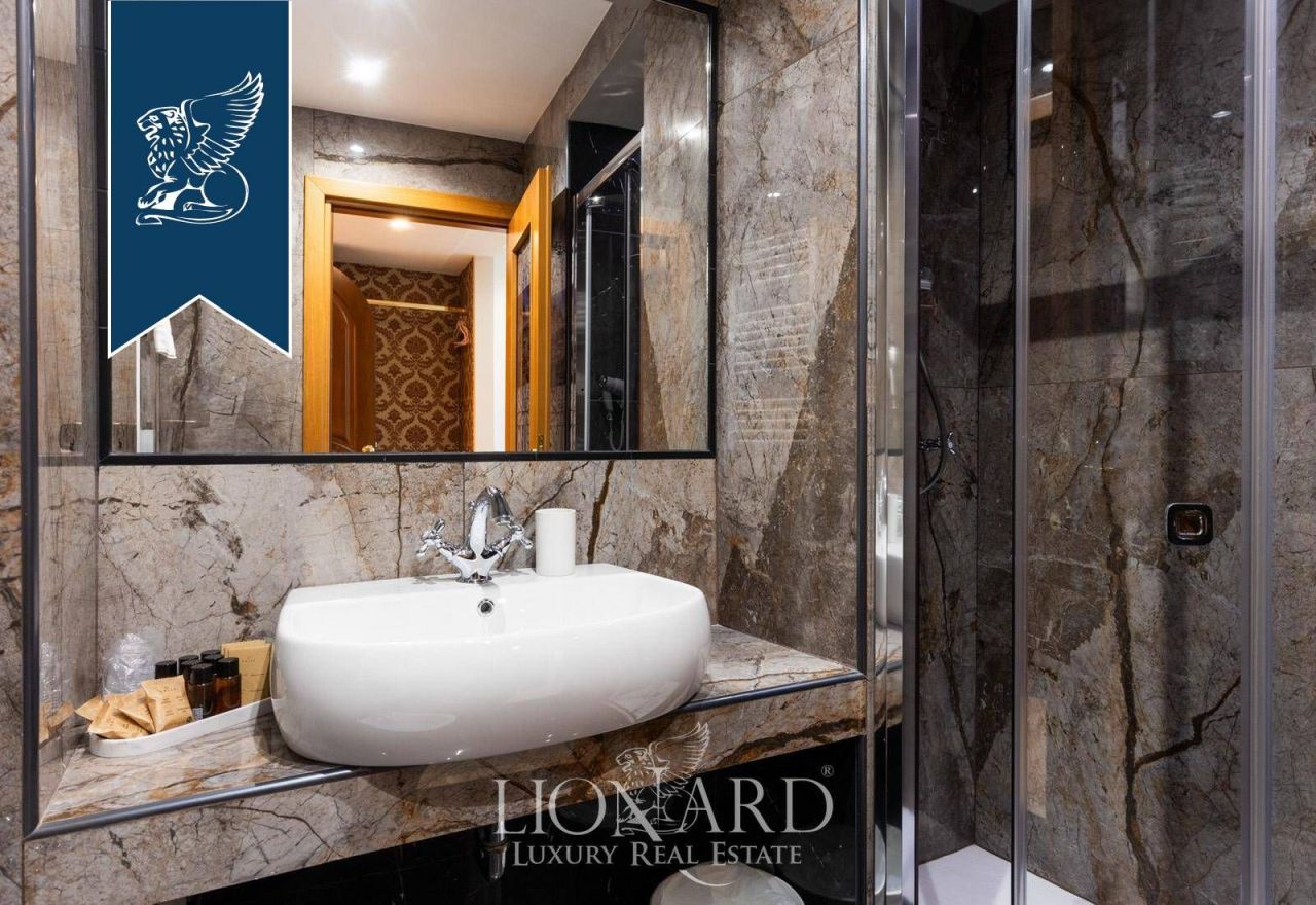 Apartment in Rome, Italy, 250 m² - picture 5