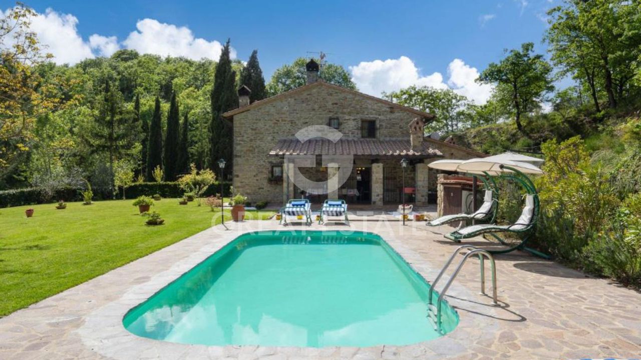 House in Arezzo, Italy, 307.55 m² - picture 6
