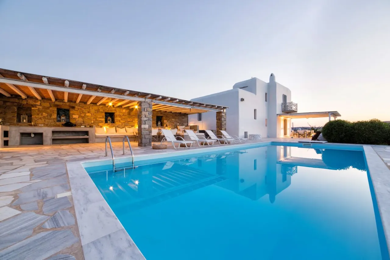 Casa en Paros, Grecia, 193 m² - imagen 1