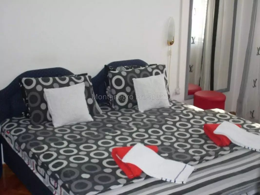 Apartment in Bar, Montenegro, 69 m² - picture 1