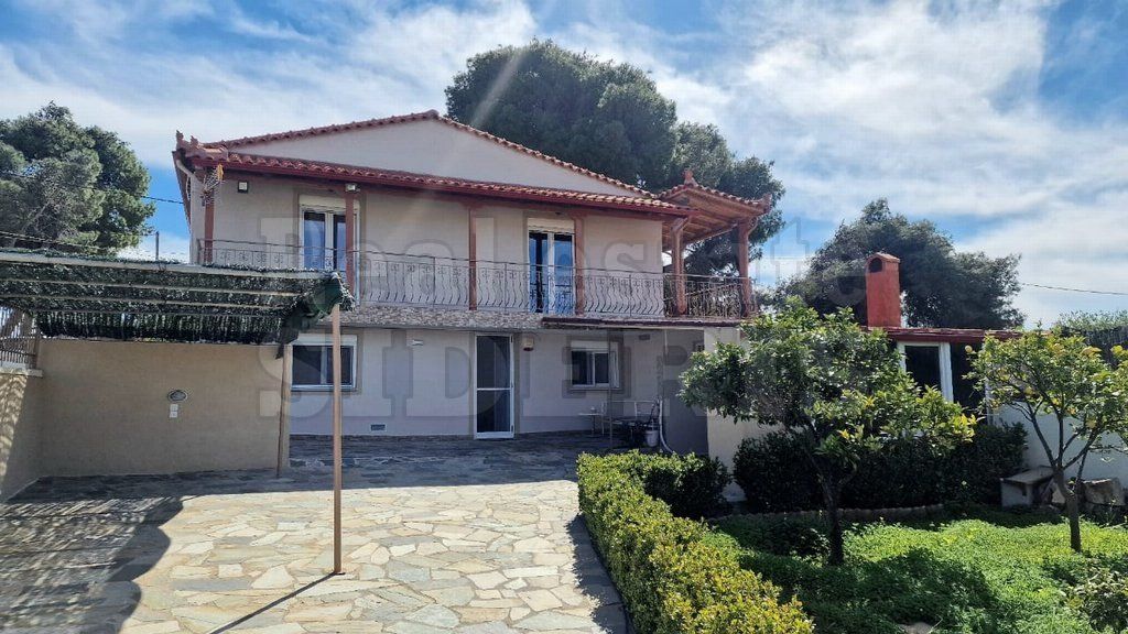 House in Loutraki, Greece, 125 m² - picture 1