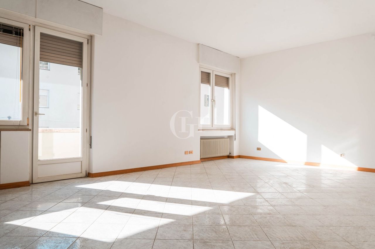 Apartment on Lake Garda, Italy, 130 m² - picture 8