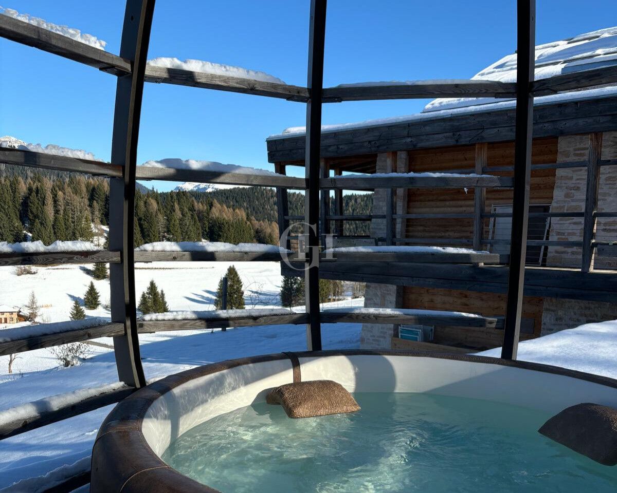 Villa in Trento, Italy, 300 m² - picture 2