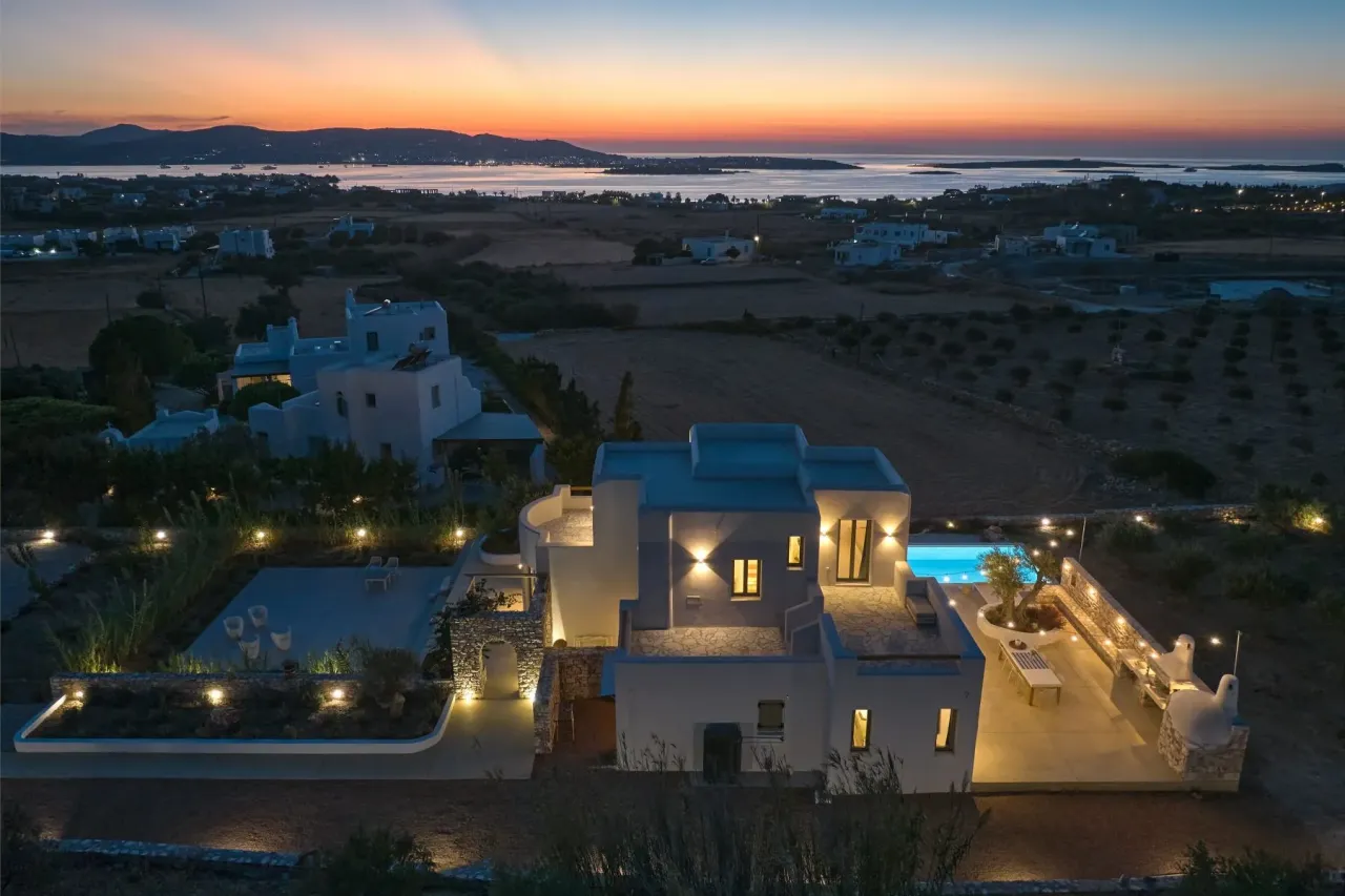 Casa en Paros, Grecia, 206 m² - imagen 1