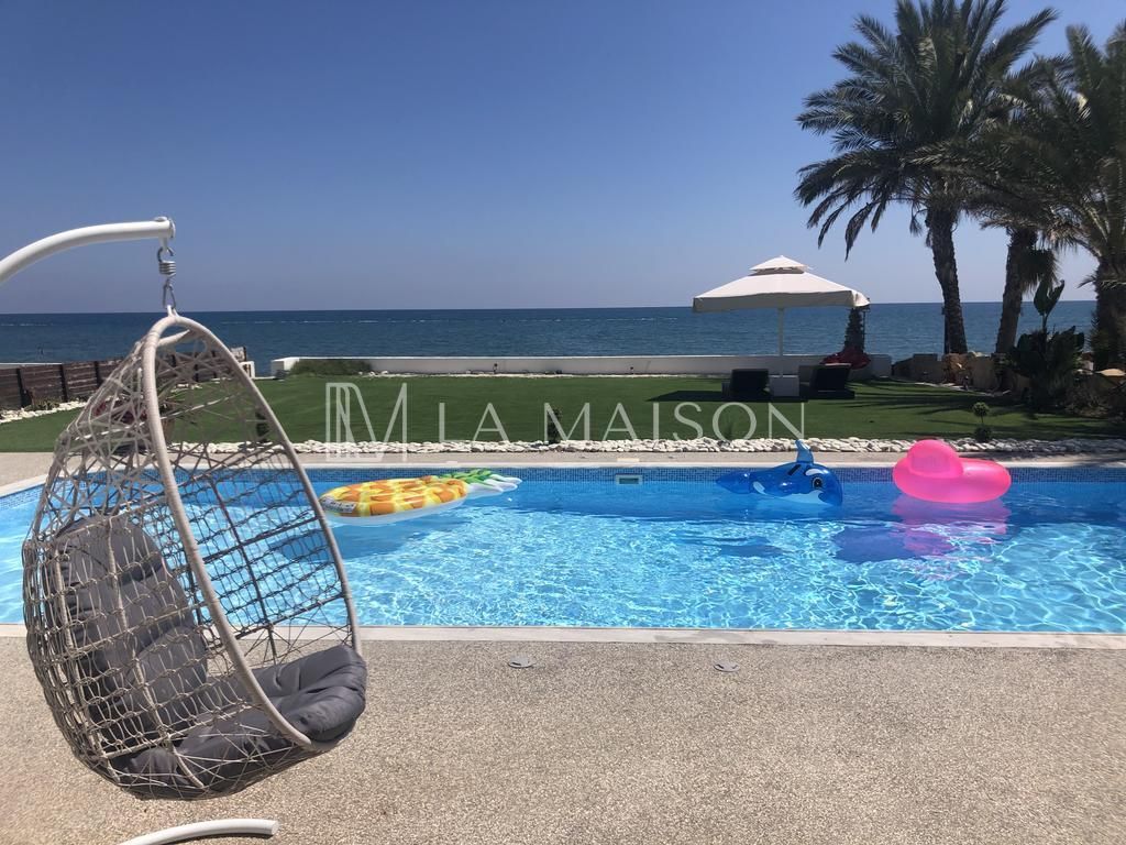 Maison à Larnaca, Chypre, 290 m² - image 1