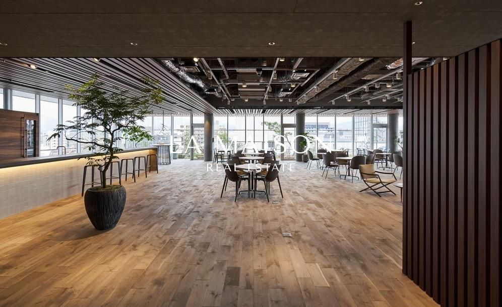 Oficina en Nicosia, Chipre, 1 600 m² - imagen 1
