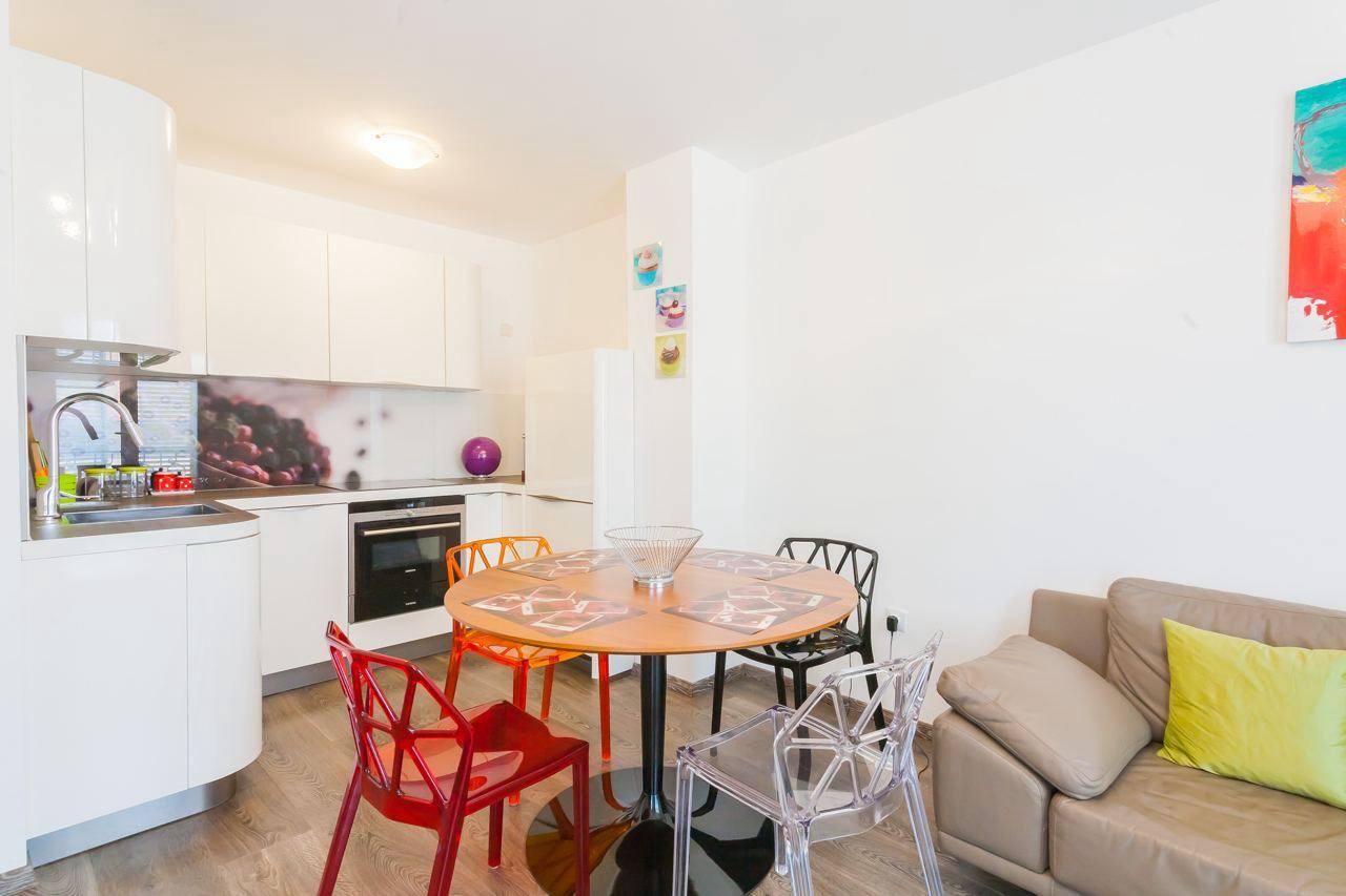 Wohnung in Sveti Stefan, Montenegro, 60 m² - Foto 1
